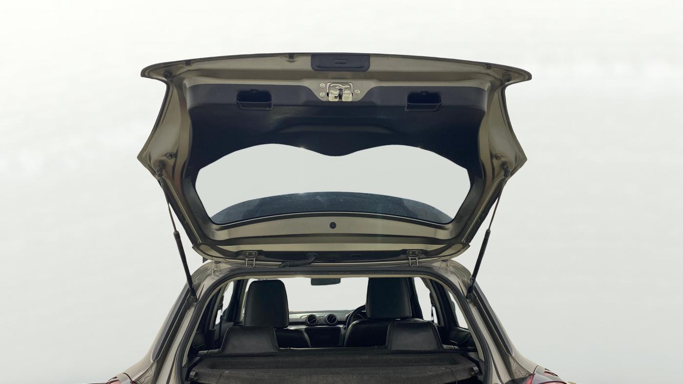 2022 Maruti Swift VXI, Petrol, Manual, 50,656 km, Boot Door Open