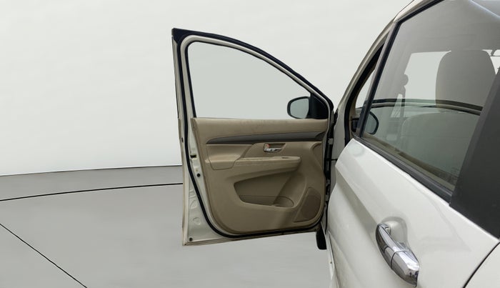 2021 Maruti Ertiga VXI SHVS, Petrol, Manual, 1,09,947 km, LHS Front Door