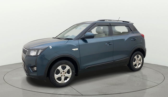 2019 Mahindra XUV300 W6 1.2 PETROL, Petrol, Manual, 58,725 km, Left Front Diagonal