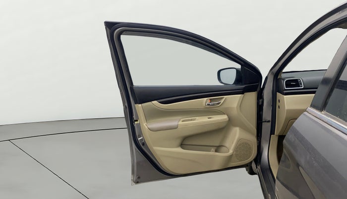 2017 Maruti Ciaz ALPHA  AT 1.4  PETROL, Petrol, Automatic, 1,04,416 km, LHS Front Door