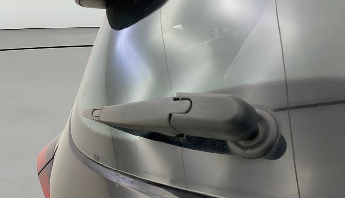 2023 Renault Kiger RXT (O) TURBO CVT, Petrol, Automatic, 18,987 km, Rear Wiper