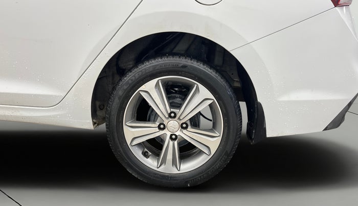 2019 Hyundai Verna 1.6 VTVT SX, Petrol, Manual, 65,450 km, Left Rear Wheel