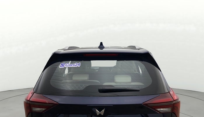 2023 Mahindra XUV700 AX 7 LUXURY P AT 7 STR, Petrol, Automatic, 60,165 km, Rear Windshield