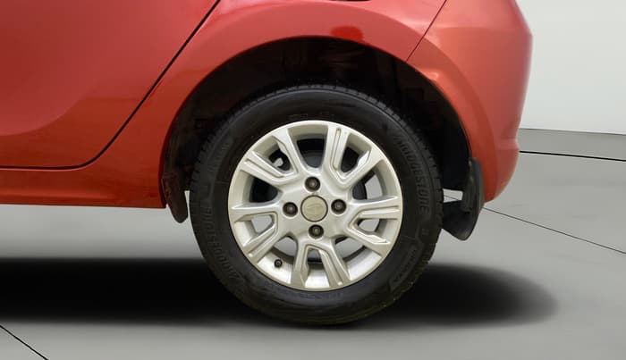 2016 Tata Tiago XZ PETROL, Petrol, Manual, 34,253 km, Left Rear Wheel