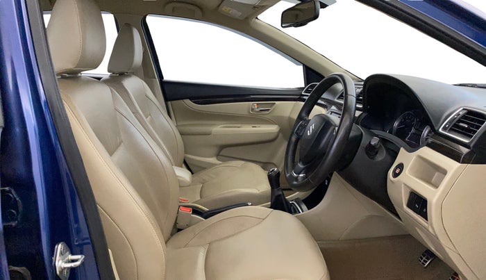 2017 Maruti Ciaz ALPHA 1.4 PETROL, Petrol, Manual, 45,028 km, Right Side Front Door Cabin