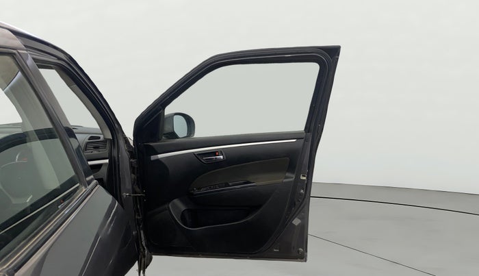 2014 Maruti Swift VXI, Petrol, Manual, 43,849 km, RHS Front Door