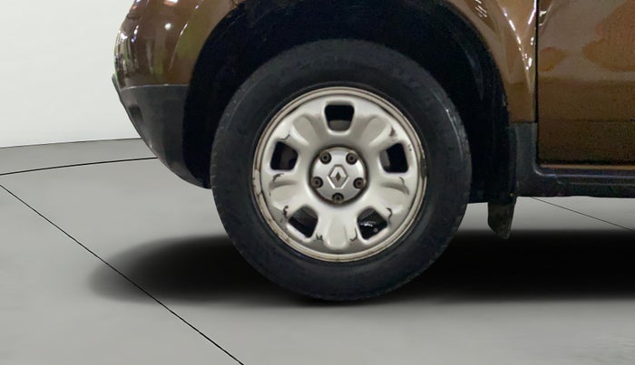 2015 Renault Duster 85 PS RXL DIESEL, Diesel, Manual, 80,782 km, Left Front Wheel