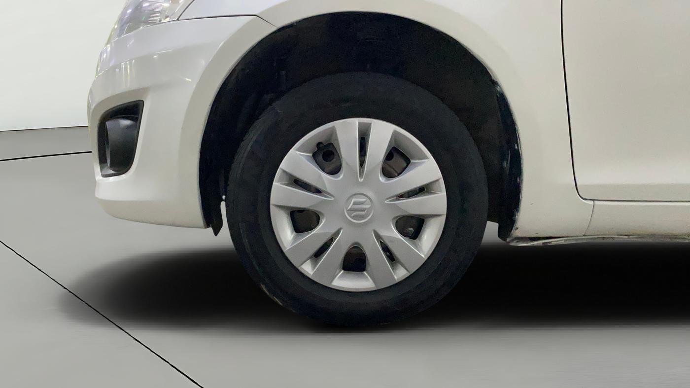 2014 Maruti Swift Dzire VDI, Diesel, Manual, 91,924 km, Left Front Wheel