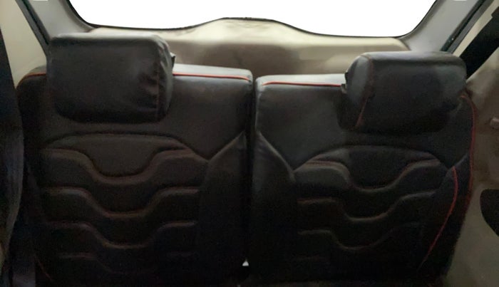 2022 Renault TRIBER RXT, Petrol, Manual, 48,965 km, Third Seat Row ( optional )