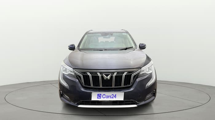2022 Mahindra XUV700 AX 7 P AT 7 STR, Petrol, Automatic, 98,261 km, Front