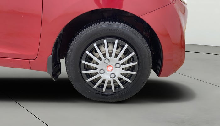 2016 Hyundai Eon ERA +, Petrol, Manual, 27,888 km, Right Front Wheel