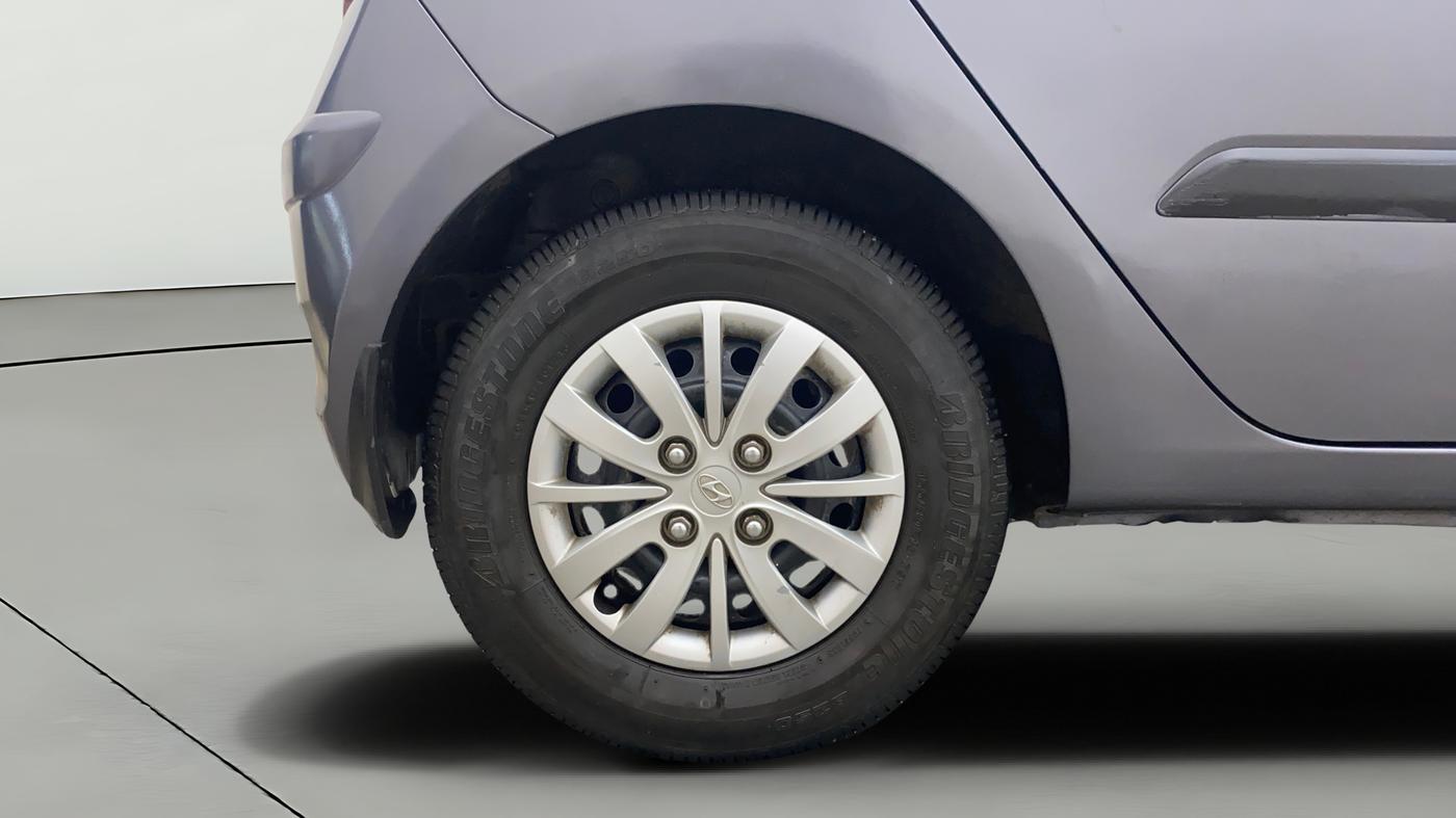 2015 Hyundai i10 SPORTZ 1.1, Petrol, Manual, 84,321 km, Right Rear Wheel