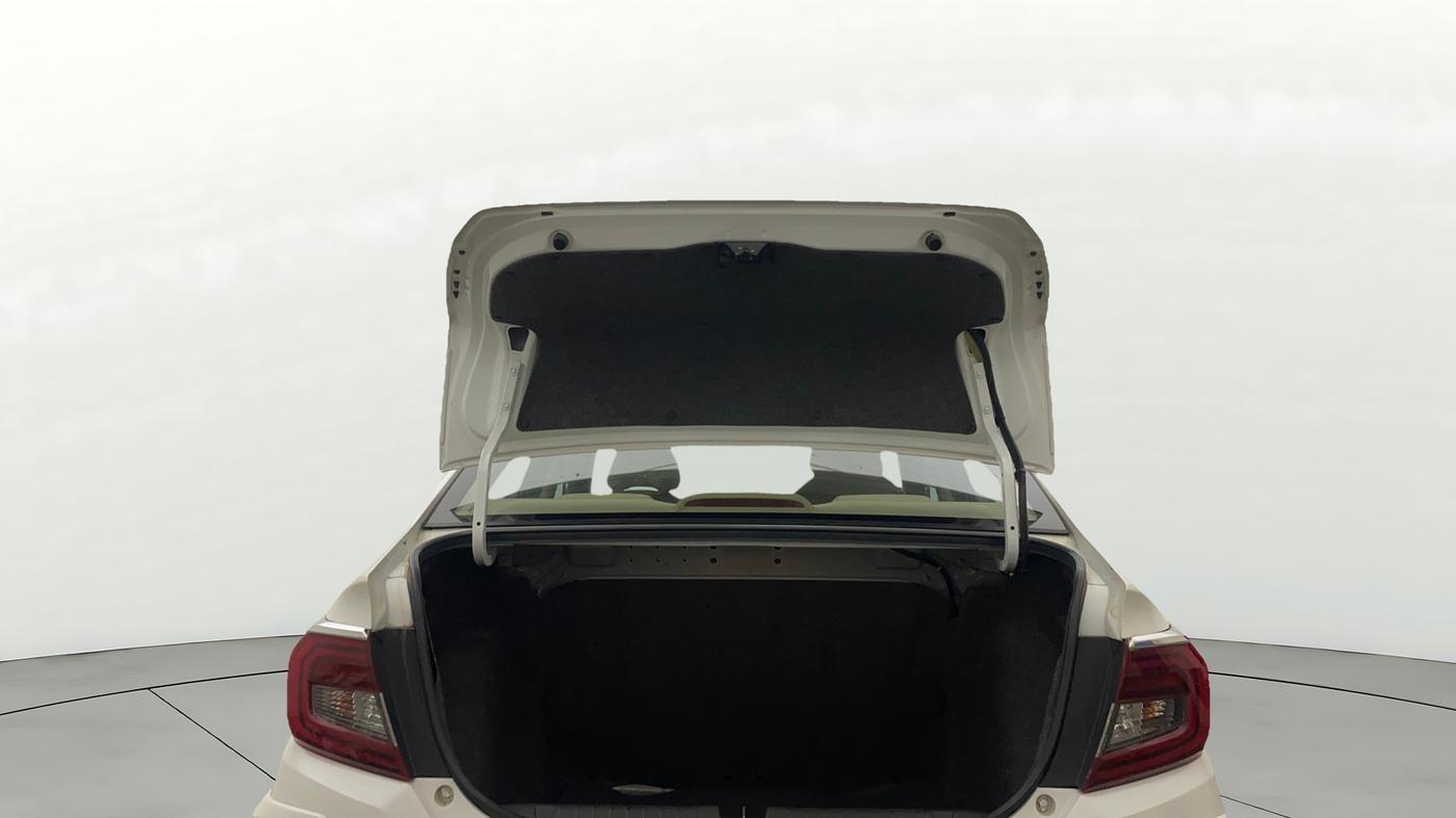 2022 Honda Amaze 1.2L I-VTEC VX CVT, Petrol, Automatic, 40,028 km, Boot Door Open