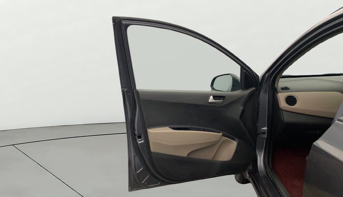 2016 Hyundai Grand i10 SPORTZ 1.2 KAPPA VTVT, Petrol, Manual, 94,768 km, LHS Front Door