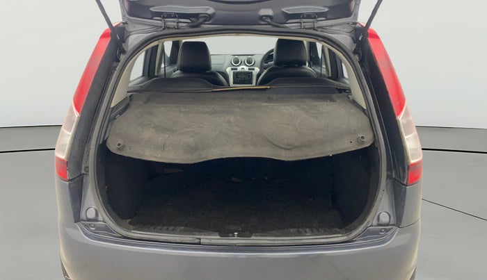 2015 Ford Figo TITANIUM 1.2 PETROL, Petrol, Manual, 77,456 km, Boot Open Zoomed View