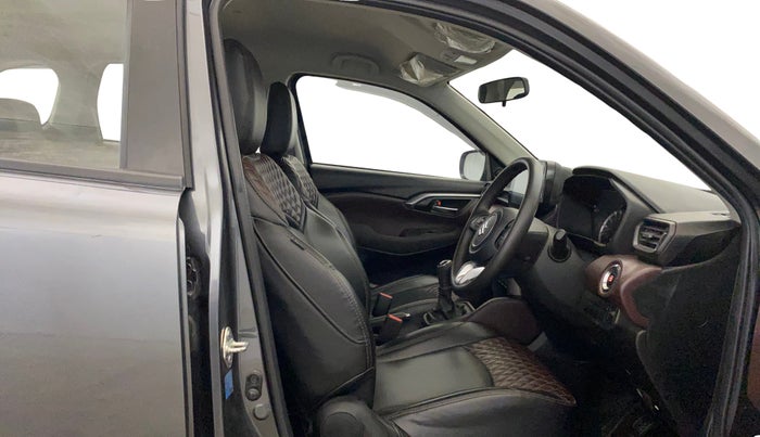 2024 Maruti Grand Vitara SIGMA SMART HYBRID, Petrol, Manual, 25,818 km, Right Side Front Door Cabin