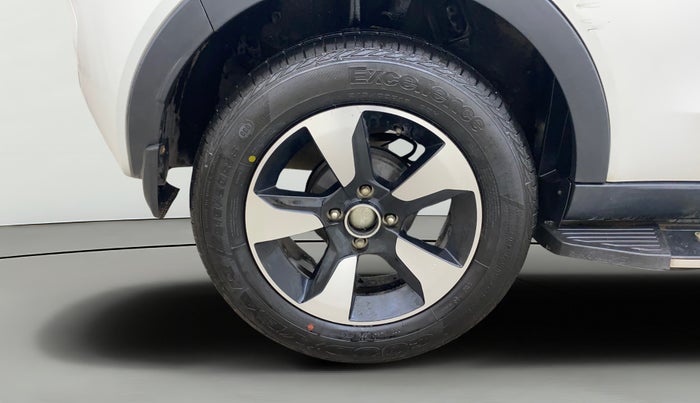 2019 Tata NEXON XZA PLUS PETROL, Petrol, Automatic, 33,515 km, Right Rear Wheel