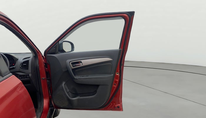 2017 Maruti Vitara Brezza ZDI, Diesel, Manual, 1,39,659 km, RHS Front Door