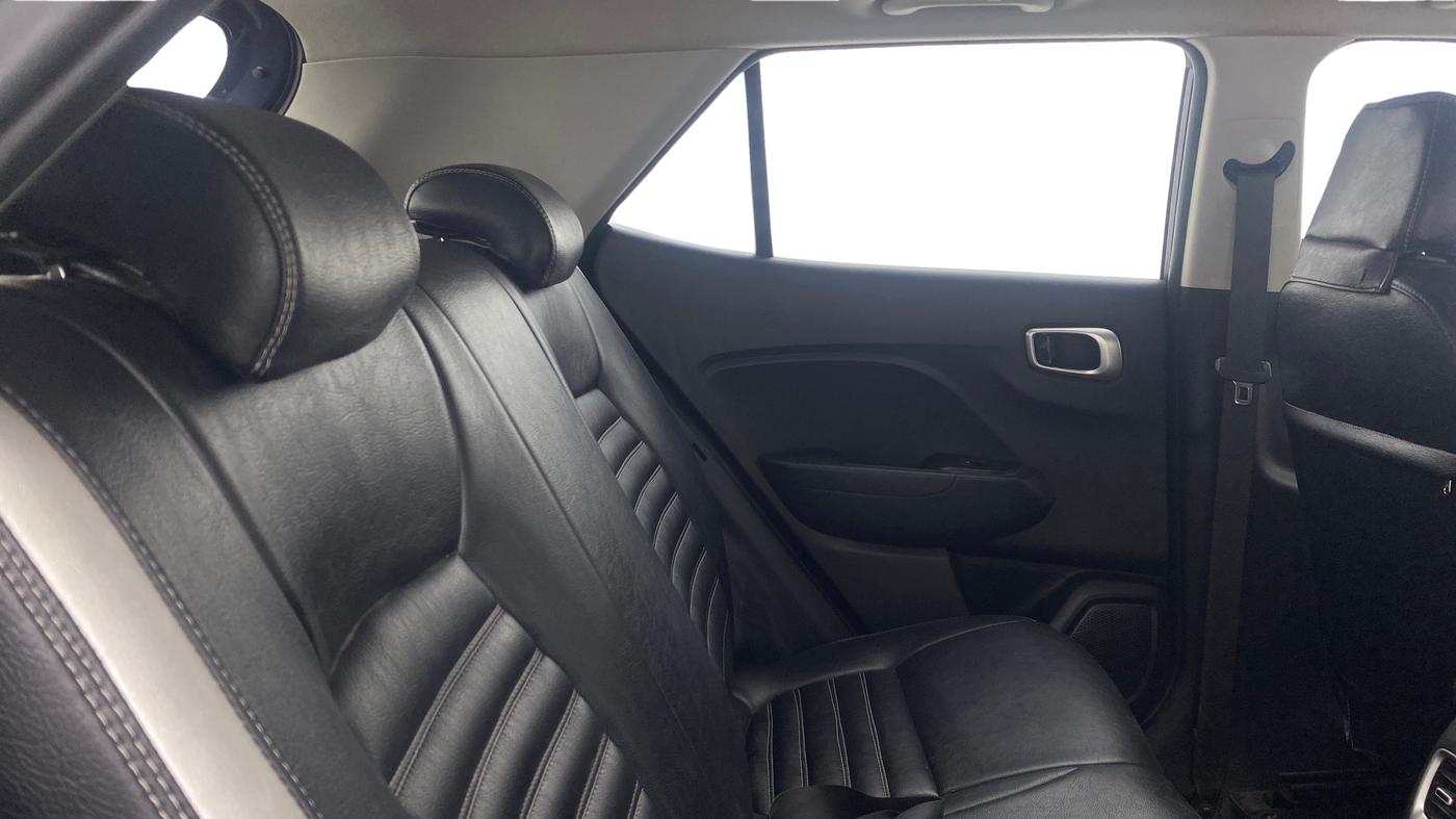 2020 Hyundai VENUE SX PLUS 1.0 TURBO DCT, Petrol, Automatic, 41,763 km, Right Side Rear Door Cabin