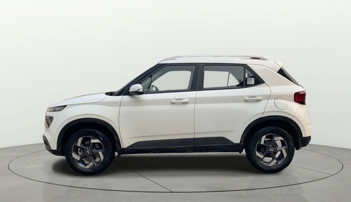 2020 Hyundai VENUE SX 1.5 CRDI, Diesel, Manual, 45,316 km, Left Side