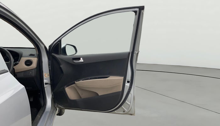 2019 Hyundai Grand i10 SPORTZ 1.2 KAPPA VTVT, Petrol, Manual, 32,859 km, RHS Front Door