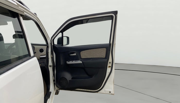 2014 Maruti Wagon R 1.0 VXI, CNG, Manual, 61,557 km, RHS Front Door