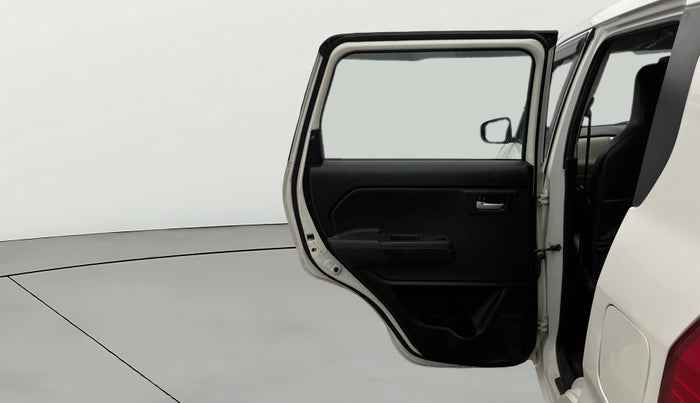 2019 Maruti New Wagon-R ZXI 1.2, CNG, Manual, 97,886 km, LHS Rear Door