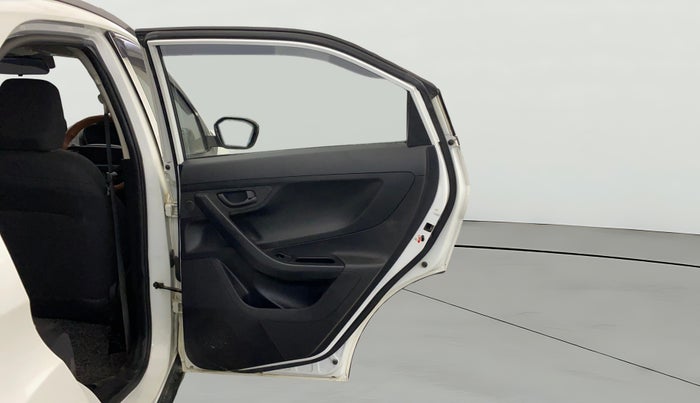 2024 Tata NEXON Smart Plus S 1.2 iCNG, CNG, Manual, 22,604 km, RHS Rear Door