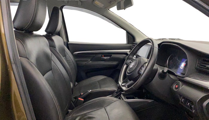 2019 Maruti XL6 ALPHA AT, Petrol, Automatic, 72,585 km, Right Side Front Door Cabin