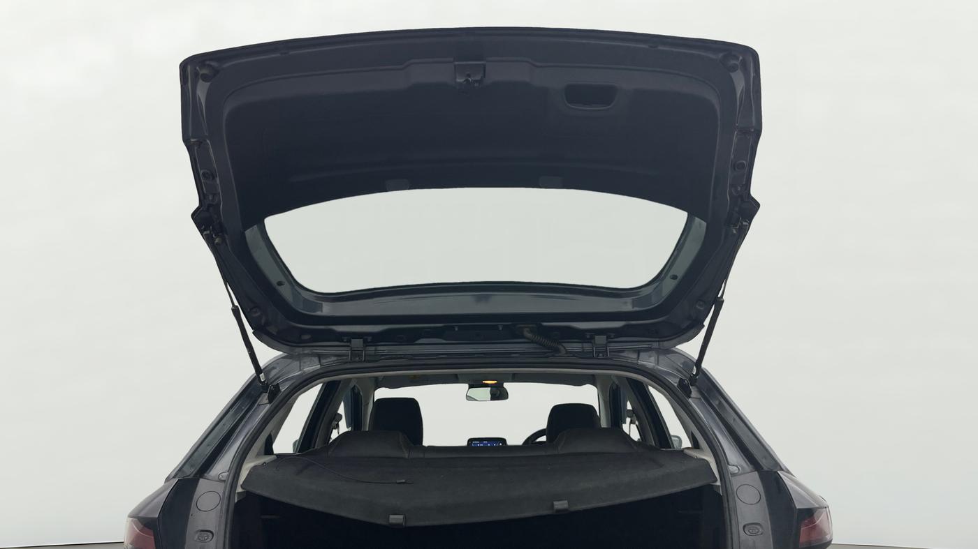 2020 Tata ALTROZ XT PETROL, Petrol, Manual, 45,038 km, Boot Door Open