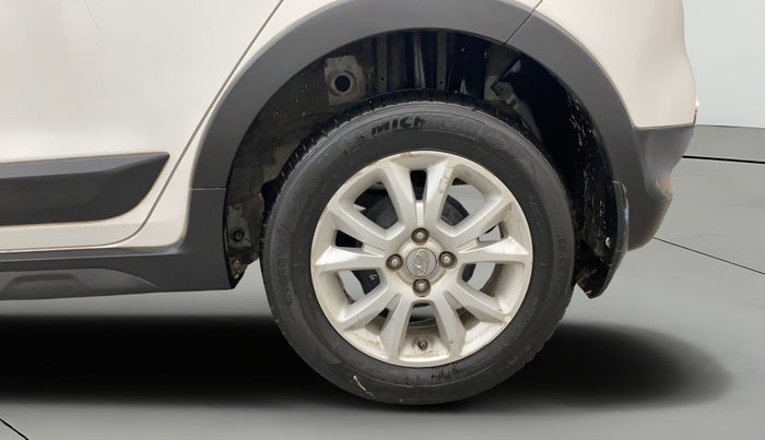 2017 Hyundai i20 Active 1.2 BASE, Petrol, Manual, 89,713 km, Left Rear Wheel