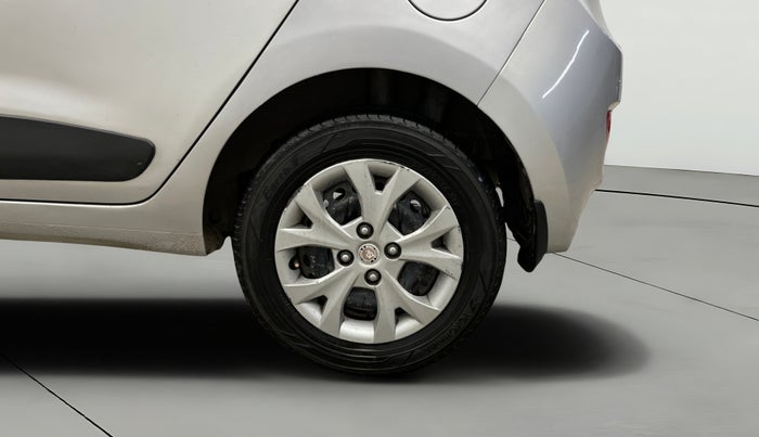 2016 Hyundai Grand i10 SPORTZ 1.2 KAPPA VTVT, Petrol, Manual, 67,082 km, Left Rear Wheel