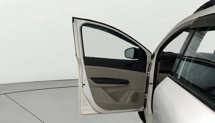 2022 Renault TRIBER RXT, Petrol, Manual, 1,01,614 km, LHS Front Door