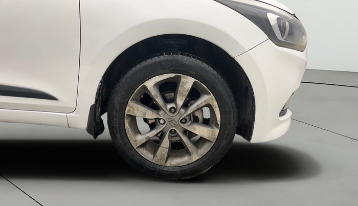 2016 Hyundai Elite i20 ASTA 1.2 (O), Petrol, Manual, 37,549 km, Right Front Wheel