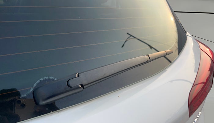 2018 Hyundai Elite i20 ASTA 1.2 (O), Petrol, Manual, 65,406 km, Rear Wiper