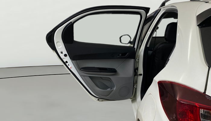 2024 Tata Tiago XT (O) PETROL, Petrol, Manual, 5,545 km, LHS Rear Door