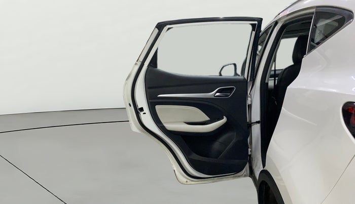 2022 MG ASTOR SHARP EX 1.5 MT, Petrol, Manual, 31,601 km, LHS Rear Door