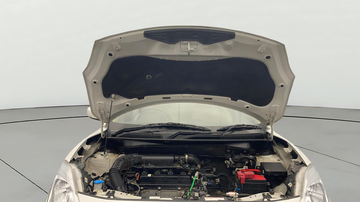 2024 Maruti Dzire VXi, Petrol, Manual, 32,680 km, Open Bonet