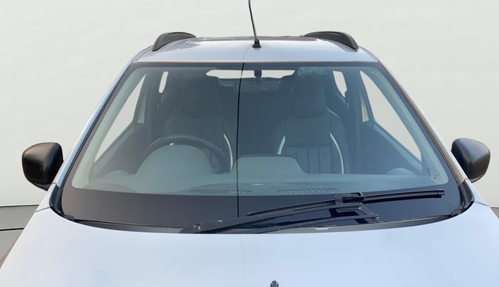 2016 Renault Kwid RXT 0.8, CNG, Manual, 40,164 km, Front Windshield