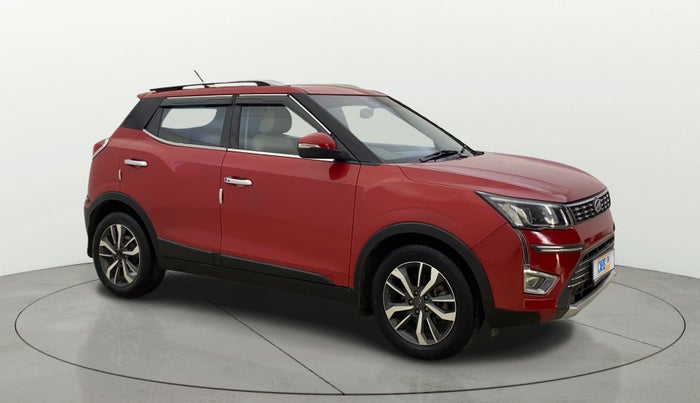 2019 Mahindra XUV300 W8 (O) 1.5 DIESEL, Diesel, Manual, 46,678 km, Right Front Diagonal