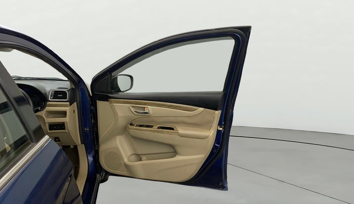 2019 Maruti Ciaz DELTA 1.5 SHVS MT PETROL, Petrol, Manual, 31,615 km, RHS Front Door