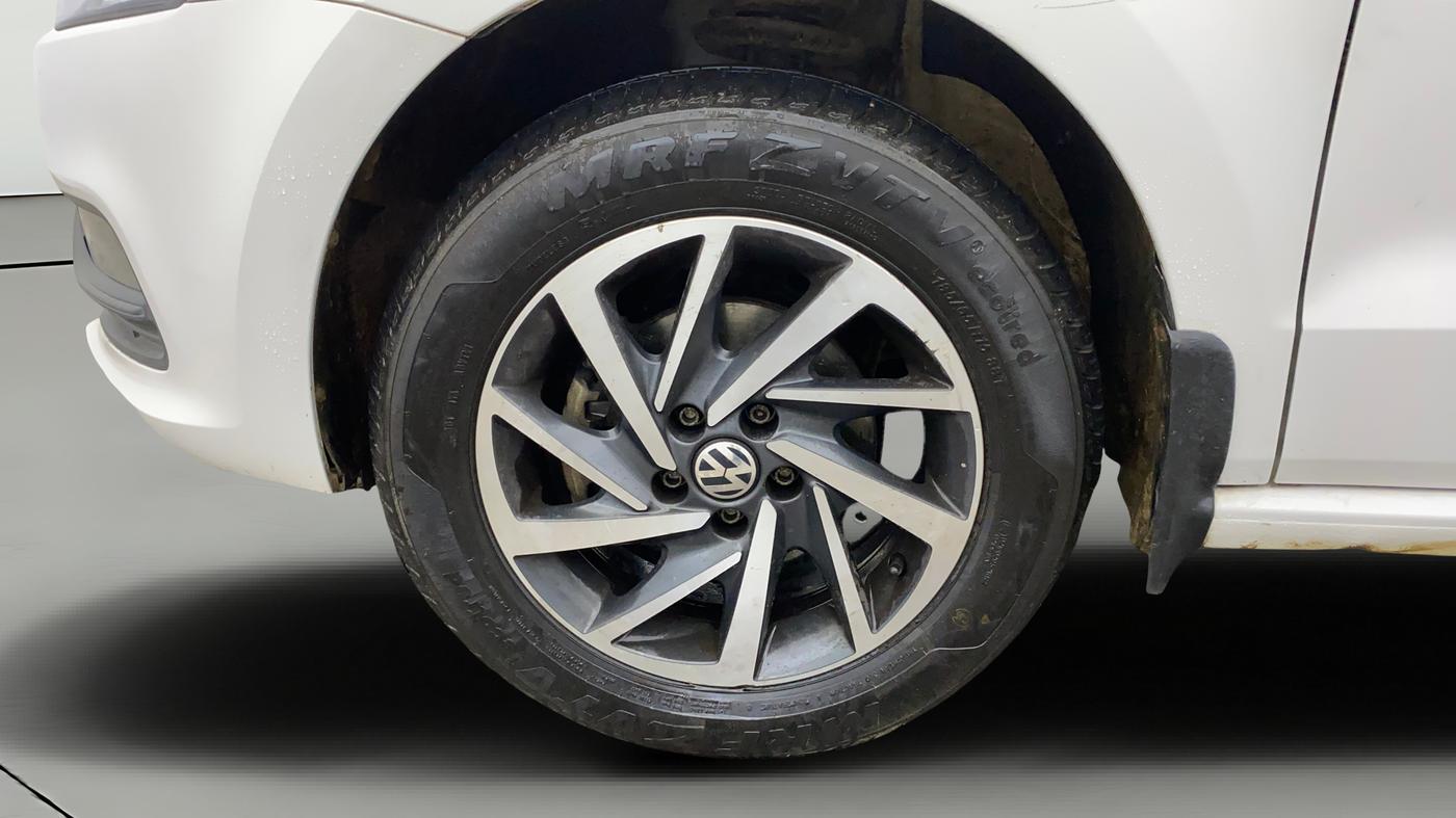 2019 Volkswagen Polo COMFORTLINE 1.0L MPI, Petrol, Manual, 46,320 km, Left Front Wheel