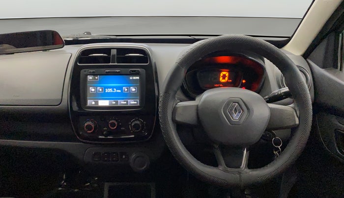 2016 Renault Kwid RXT 1.0, Petrol, Manual, 49,276 km, Steering Wheel Close Up