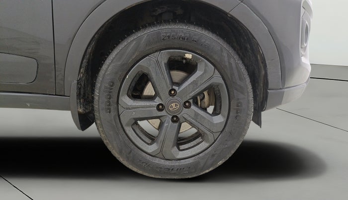 2023 Tata NEXON XZA PLUS LUX SUNROOF DARK DIESEL, Diesel, Automatic, 63,352 km, Right Front Wheel