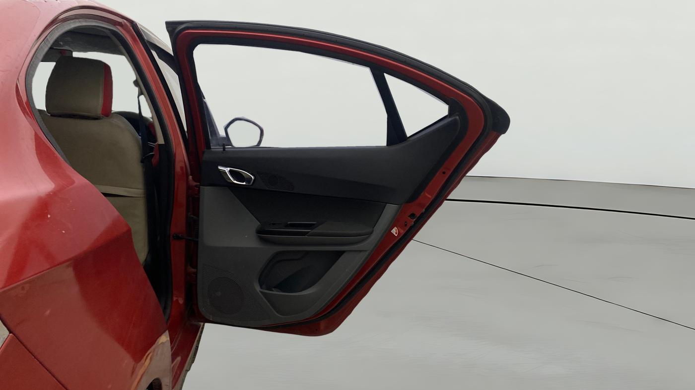2019 Tata TIGOR XZ PLUS PETROL, Petrol, Manual, 1,26,891 km, RHS Rear Door