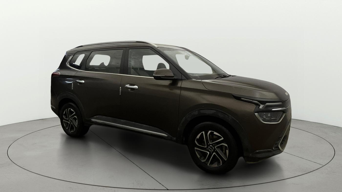 2022 KIA CARENS LUXURY PLUS 1.4 PETROL 7 STR, Petrol, Manual, 37,223 km, Right Front Diagonal