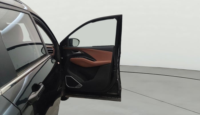 2023 MG HECTOR PLUS SHARP PRO 1.5 TURBO MT 6 STR, Petrol, Manual, 58,887 km, RHS Front Door