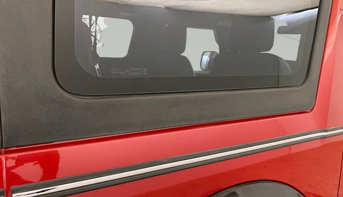 2021 Mahindra Thar LX PETROL HT 4WD AT, Petrol, Automatic, 21,926 km, RHS Rear Door