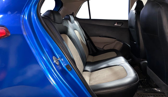 2017 Hyundai Grand i10 SPORTZ 1.2 KAPPA VTVT, Petrol, Manual, 54,380 km, Right Side Rear Door Cabin