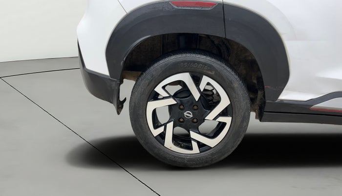 2022 Nissan MAGNITE XV MT, Petrol, Manual, 47,465 km, Right Rear Wheel